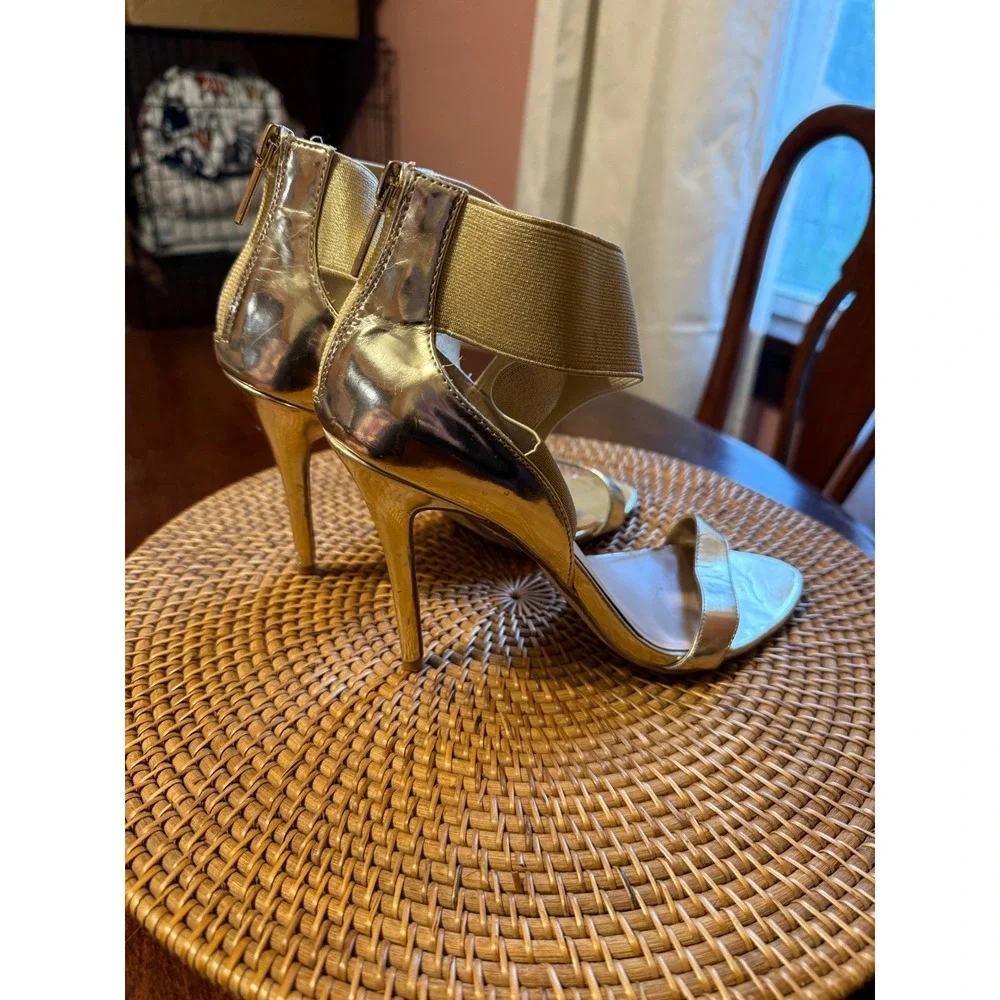 Madeline Girl Womens Metallic Gold Strappy Stiletto Heels Ankle Strap Size 8